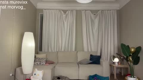 Delora online show from December 1, 1:42 am