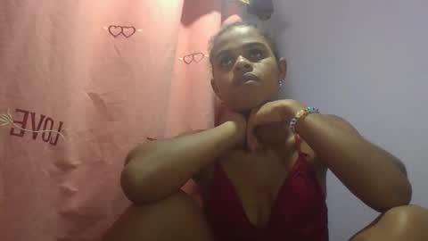 delphine online show from April 14, 7:03 pm