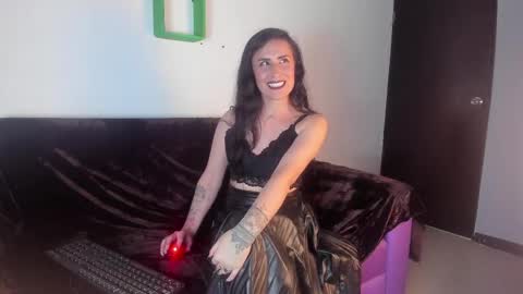 DEMI MOORE online show from February 7, 2:29 am