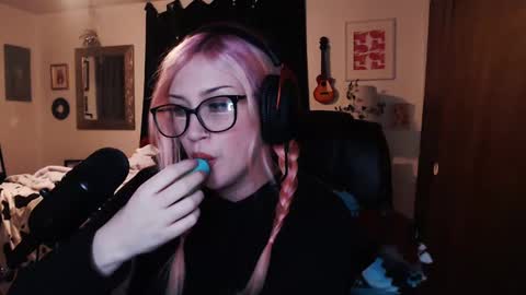 Demoness Mina online show from January 19, 1:53 am