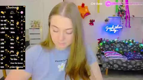 Snapshot of demure_soul chatting on December 22, 8:38 am Sophie online show from December 22, 8:38 am