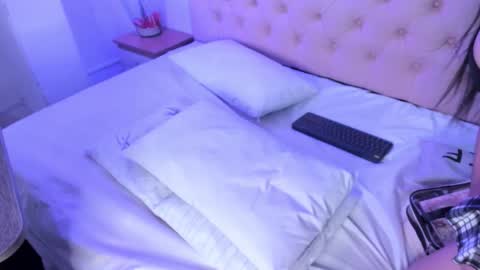 denisse_logan online show from January 9, 3:55 am