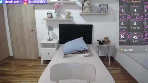    online show from July 18, 10:12 pm