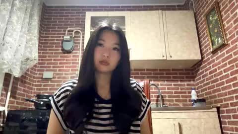 Snapshot of denysebernacchi chatting on October 30, 3:02 pm Emma online show from October 30, 3:02 pm