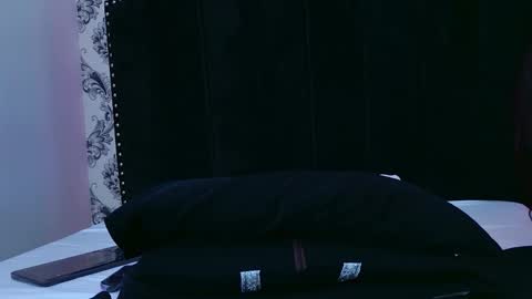 Derieri D online show from February 2, 9:14 pm