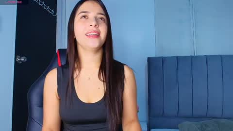 derly_cuervo703031 online show from June 22, 6:27 pm