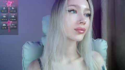 Snapshot of des_ch chatting on September 9, 5:24 pm Ari online show from September 9, 5:24 pm