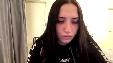 Kira online show from June 2, 11:11 am