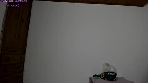 Snapshot of devadoll chatting on October 23, 11:44 pm Gi HELP ME REACH 50 THUMPS UP 3 online show from October 23, 11:44 pm