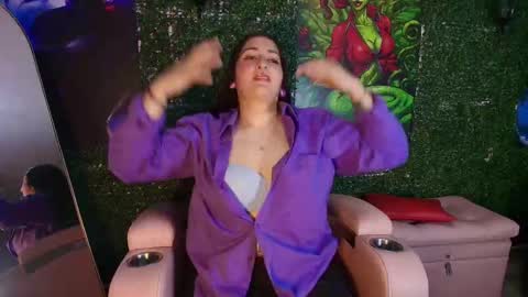     online show from January 16, 11:06 am