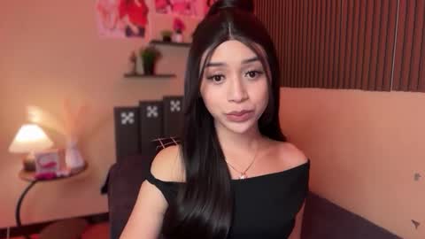 Devine Greyson online show from October 10, 5:40 pm