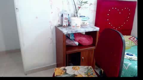 Devora.. online show from December 18, 1:54 am