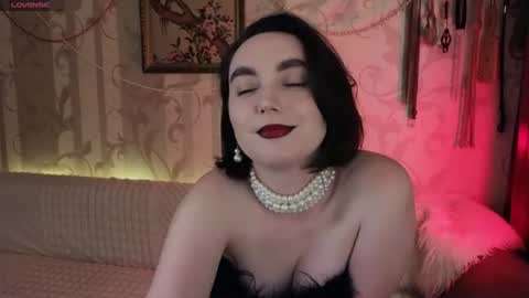 Diana Di Honey online show from July 8, 2:08 pm