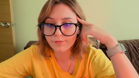 Snapshot of diana_floweri chatting on September 11, 1:11 pm Diana online show from September 11, 1:11 pm