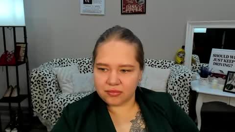 Diana online show from May 16, 5:23 pm