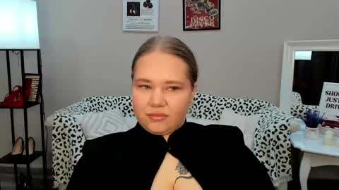 Diana online show from May 9, 7:16 pm