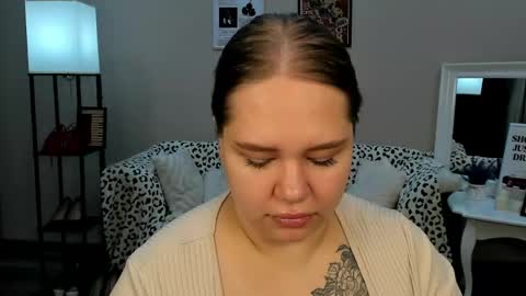 Diana online show from May 17, 5:34 pm