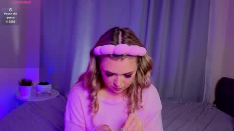 diannedibartolo online show from November 13, 7:13 pm