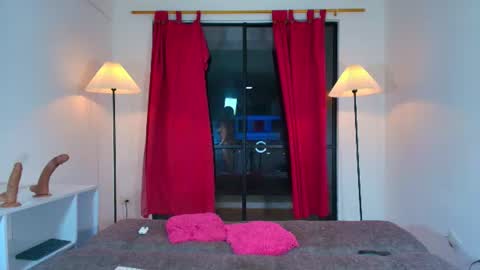 diavalo online show from June 24, 2:32 am