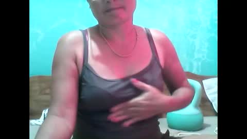 Dimple online show from February 15, 1:53 am