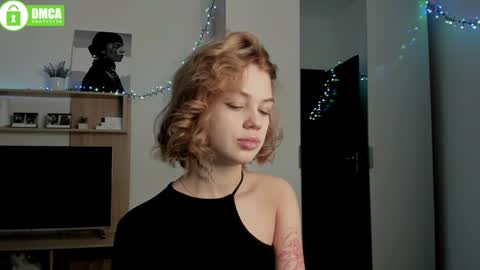 Snapshot of din_star chatting on December 23, 8:22 am Dina online show from December 23, 8:22 am