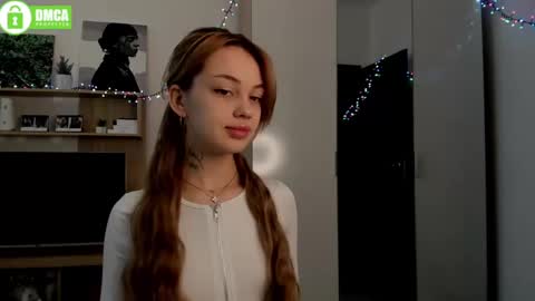 Snapshot of din_star chatting on February 10, 7:04 am Dina online show from February 10, 7:04 am