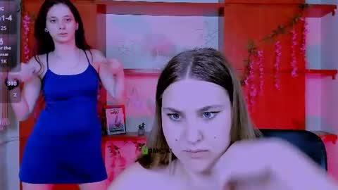 dina_bloom online show from June 14, 2:24 am