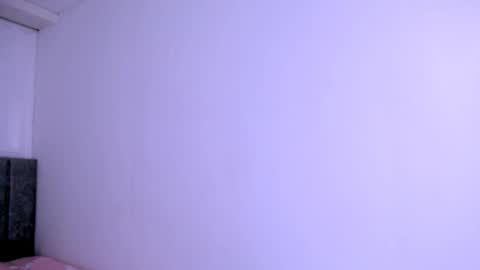 Snapshot of dina_mcry chatting on October 14, 8:33 pm DINA online show from October 14, 8:33 pm