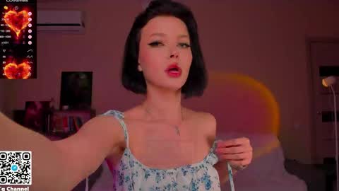 Jessie online show from November 3, 1:48 pm