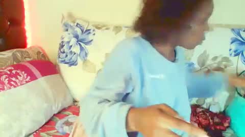 Snapshot of dinnydakrazx chatting on September 20, 7:06 am dinnydakrazx online show from September 20, 7:06 am