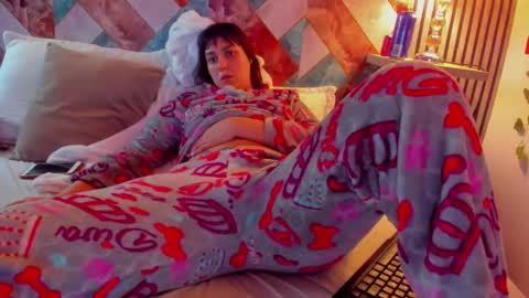 diosaelchat online show from November 17, 5:08 am