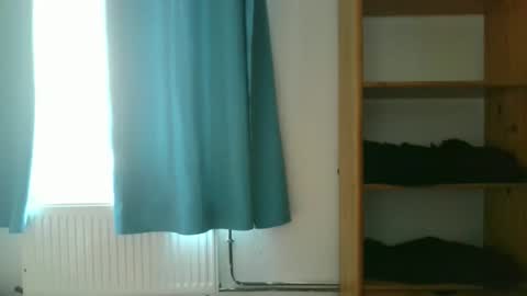 Snapshot of dirrty_girl_ chatting on October 21, 12:20 pm Shelly online show from October 21, 12:20 pm