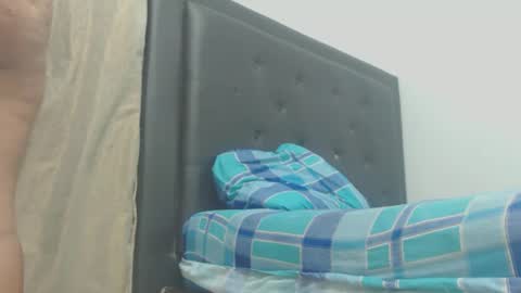 dirtydoll_latina online show from April 21, 1:42 am