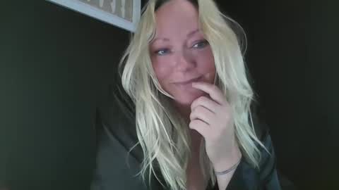 dirtylittlejess online show from September 12, 4:24 am