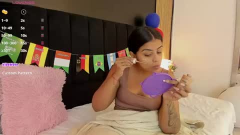 Soffie online show from June 24, 11:48 pm