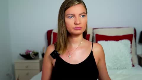 Chloe online show from July 16, 4:39 am