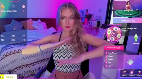 Snapshot of disney__princess chatting on February 7, 3:55 am JASMINE online show from February 7, 3:55 am