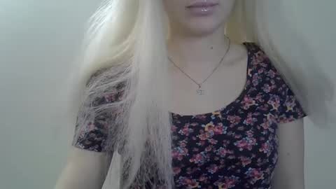 Snapshot of ditamilton chatting on January 7, 12:41 pm DitaMilton online show from January 7, 12:41 pm