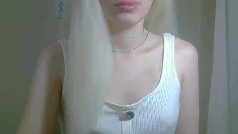 Snapshot of ditamilton chatting on September 26, 7:55 pm DitaMilton online show from September 26, 7:55 pm