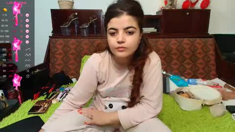 Ana    online show from October 20, 1:41 am