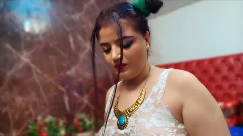 Ana    online show from January 10, 10:31 am