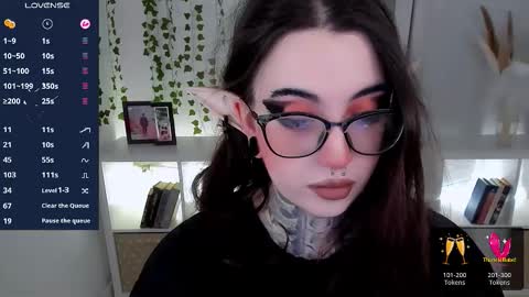 Snapshot of dixipixi_ chatting on October 11, 5:56 am dixipixi_ online show from October 11, 5:56 am