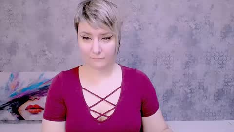 Snapshot of djullia chatting on December 16, 12:38 pm djullia online show from December 16, 12:38 pm