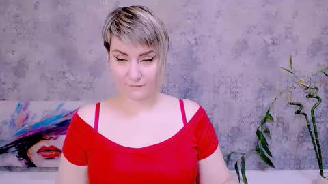 djullia online show from October 31, 8:29 am