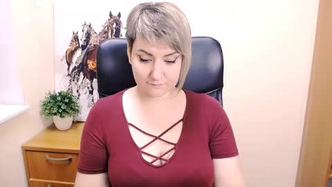 Snapshot of djullia chatting on September 26, 7:17 am djullia online show from September 26, 7:17 am