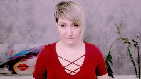 djullia online show from February 13, 7:43 am