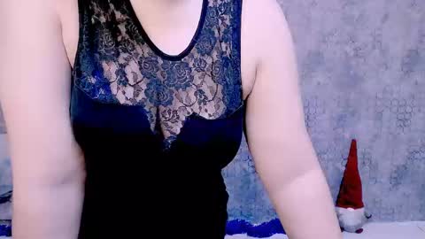 Snapshot of djullia chatting on December 22, 6:39 am djullia online show from December 22, 6:39 am