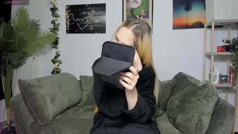 Betty online show from February 13, 5:05 am