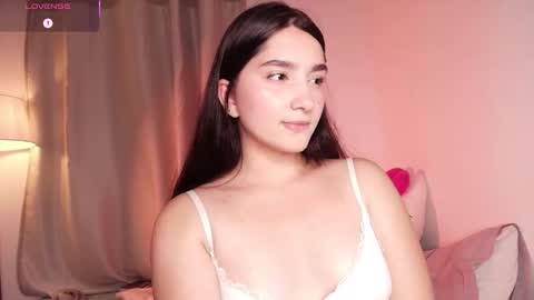 Snapshot of dolceangel__ chatting on October 5, 12:04 am Blair online show from October 5, 12:04 am