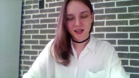dolcezza_ online show from April 27, 10:45 am